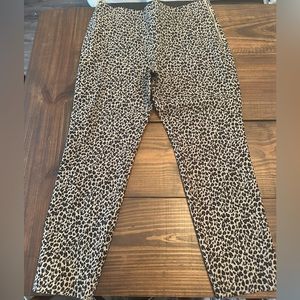 Leopard print crop pant sz 14